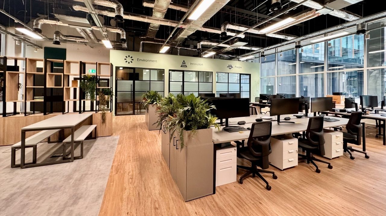 New Office Large